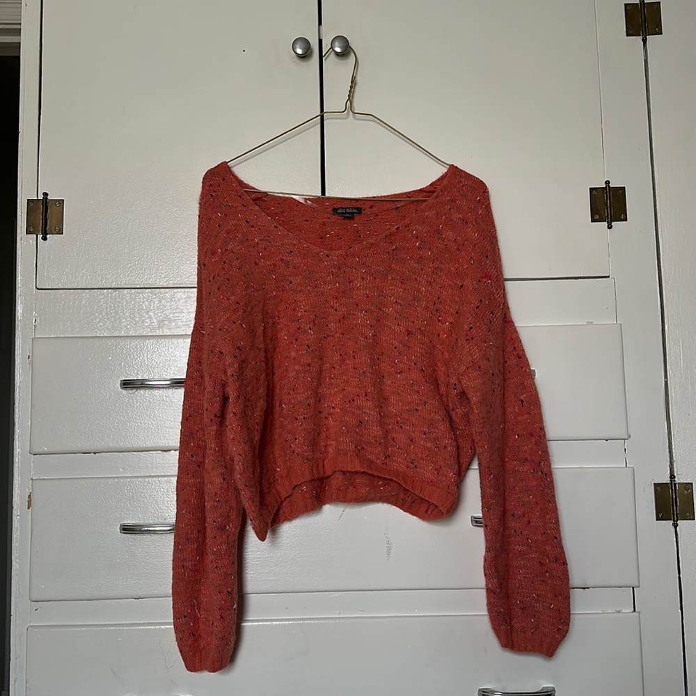 Soft & sexy sweater!